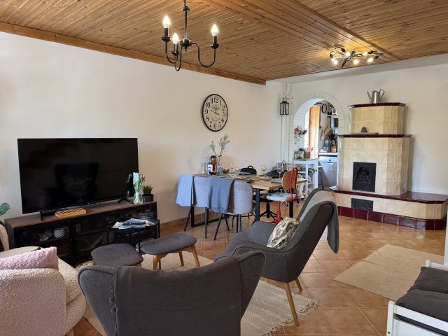 Eladó családi ház, Balatonalmádiban 114.9 M Ft, 4+1 szobás