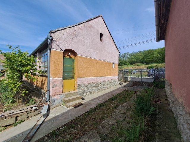 Eladó családi ház, Döbröközön 6.5 M Ft, 2 szobás
