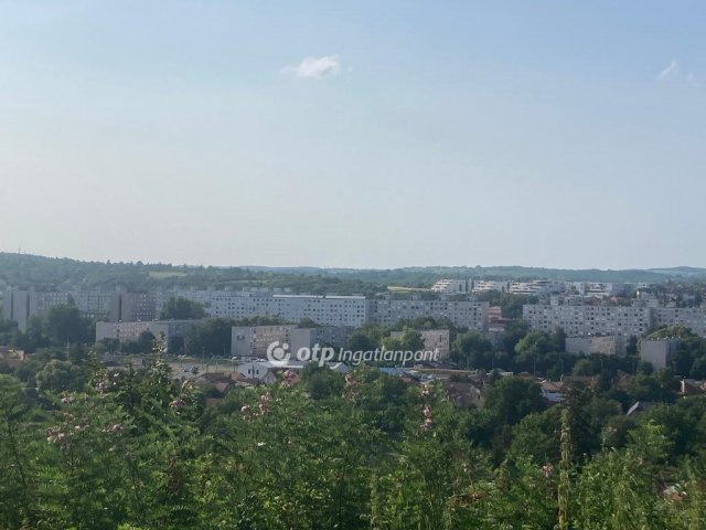 Eladó családi ház, Miskolcon 5.5 M Ft, 1 szobás