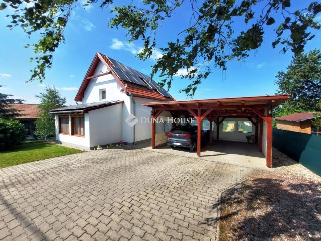 Eladó családi ház, Sopronban 96 M Ft, 3 szobás