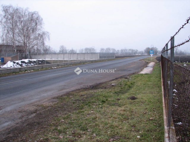 Kiadó telek, Győrött 350 E Ft / hó / költözzbe.hu