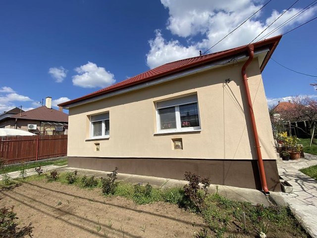 Eladó családi ház, Budapesten, XVI. kerületben 129.9 M Ft