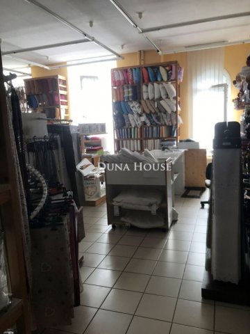 Eladó üzlethelyiség, Zalaegerszegen, Kossuth Lajos utcában