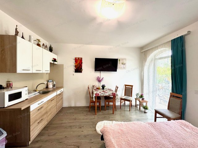 Eladó téglalakás, Balatonlelleén 39.9 M Ft, 2 szobás