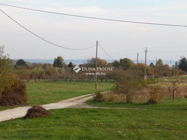 Eladó telek, Balatonkenesén 15.5 M Ft / költözzbe.hu