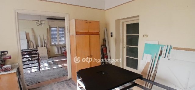 Eladó családi ház, Budapesten, XVI. kerületben 129.9 M Ft