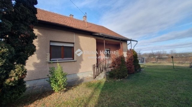 Eladó családi ház, Gyömrőn 60.9 M Ft, 2 szobás