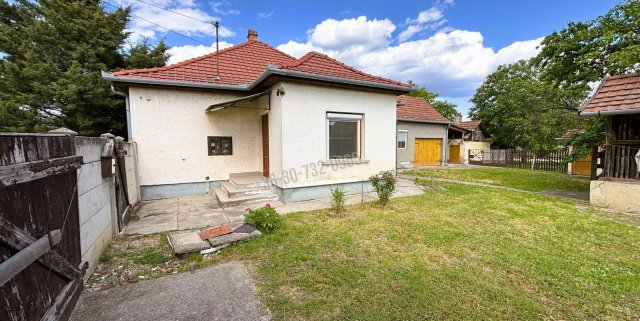 Eladó családi ház, Mezőberényben 33 M Ft, 3+1 szobás