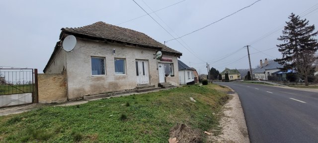 Eladó családi ház, Szákszenden 15.9 M Ft / költözzbe.hu