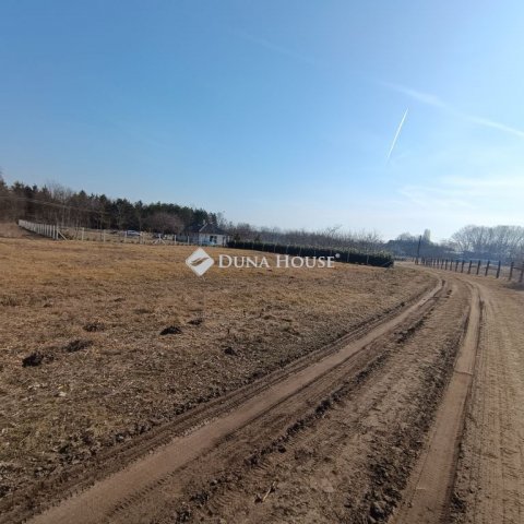 Eladó telek, Kecskeméten 14 M Ft / költözzbe.hu