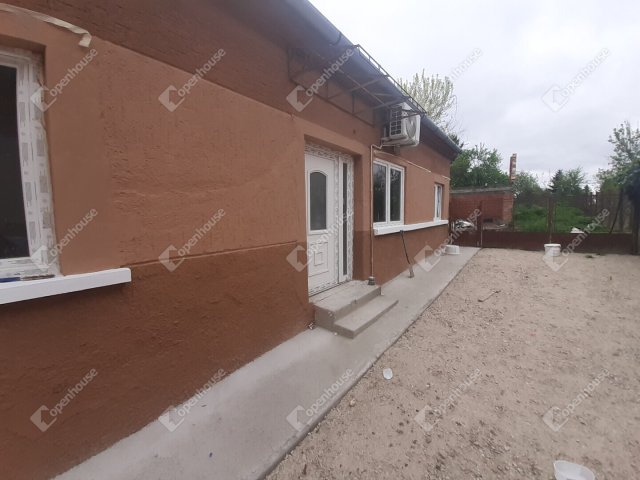 Eladó családi ház, Molnárin 22.5 M Ft, 3 szobás