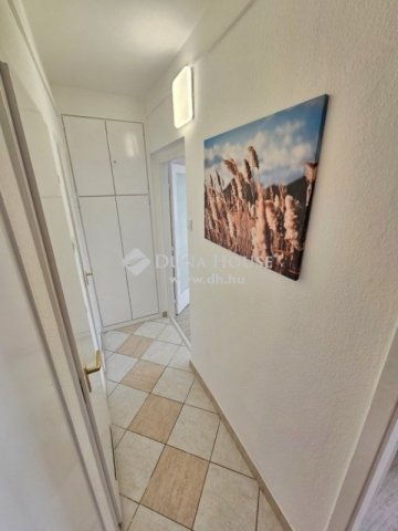 Eladó panellakás, Budapesten, XXI. kerületben 54.99 M Ft