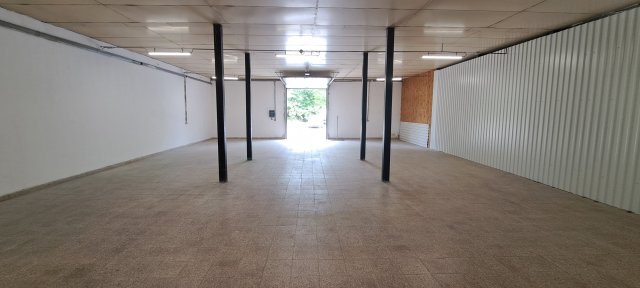 Kiadó ipari ingatlan, Székesfehérvárott, Sereg utcában