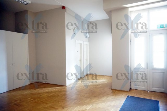 Eladó iroda, Szegeden 309 M Ft, 11+2 szobás / költözzbe.hu