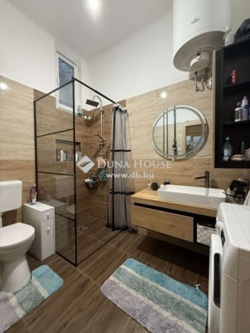Eladó családi ház, Budapesten, XX. kerületben 65 M Ft, 4 szobás