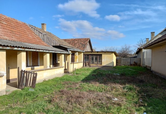 Eladó családi ház, Hajdúnánáson, Soós Gábor utcában