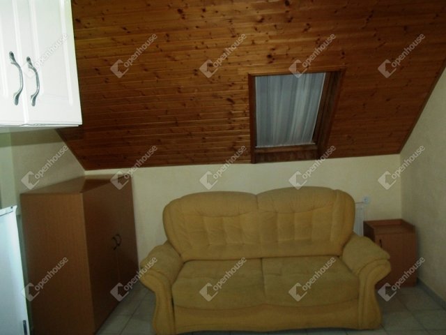 Kiadó téglalakás, albérlet, Pacsán 120 E Ft / hó, 1 szobás