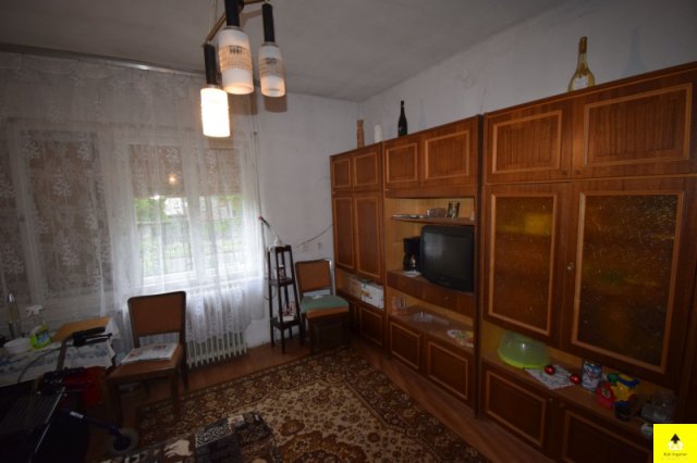 Eladó családi ház, Csepregen 48 M Ft, 4 szobás