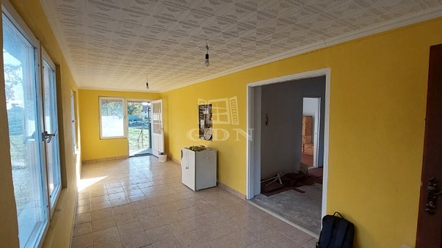 Eladó családi ház, Dömsödön 38.5 M Ft, 3 szobás