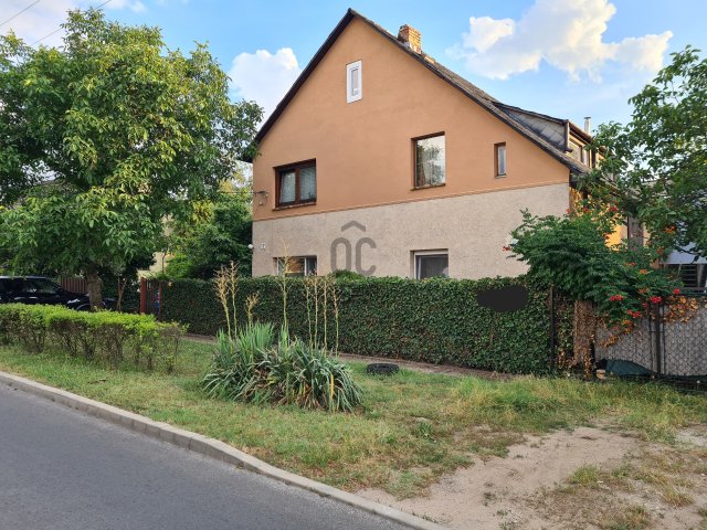 Eladó családi ház, Budapesten, XVII. kerületben 70 M Ft