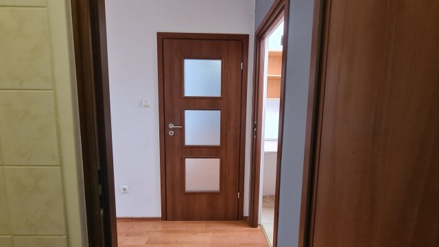 Kiadó ipari ingatlan, Pécsett 150 E Ft / hó, 2 szobás