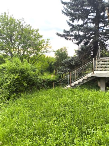 Eladó családi ház, Keszün 9.9 M Ft, 2 szobás