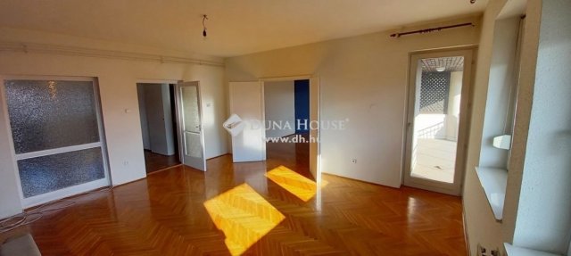 Eladó téglalakás, Nagykanizsán 37.5 M Ft, 3 szobás