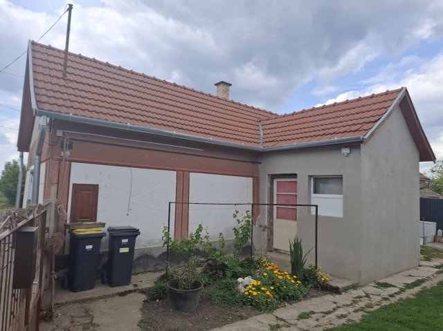 Eladó családi ház, Hajdúszováton, Dózsa György utcában