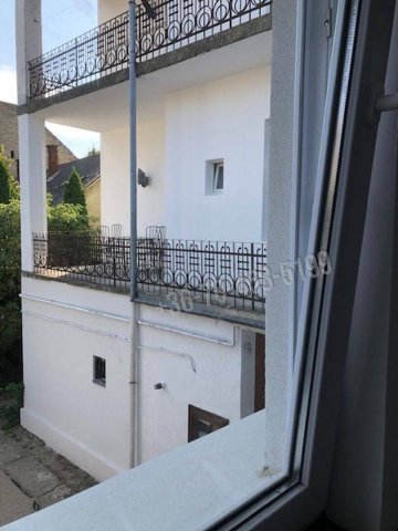 Eladó téglalakás, Keszthelyen 75.9 M Ft, 2+2 szobás