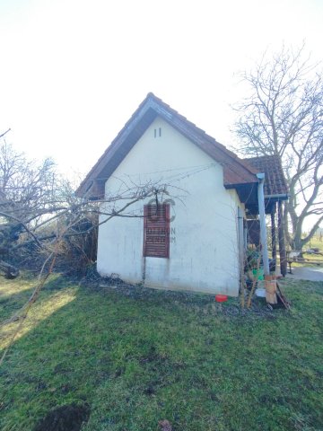 Eladó családi ház, Siófokon 31.9 M Ft, 1 szobás