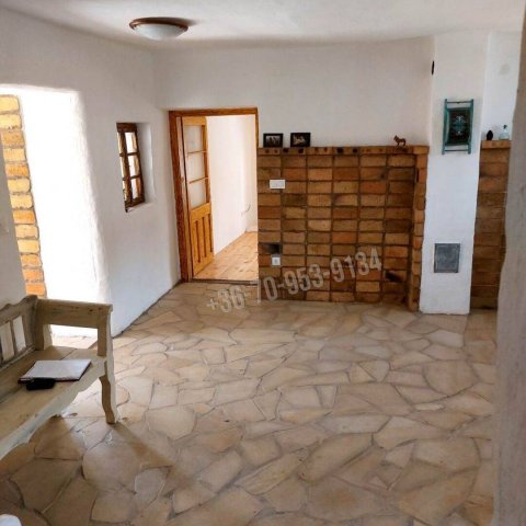 Eladó családi ház, Nemesvitán 59 M Ft, 2 szobás