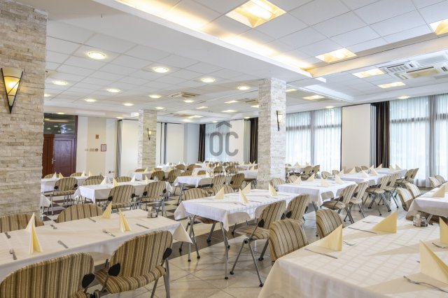 Kiadó hotel, Pakson 1500 E Ft / hó / költözzbe.hu