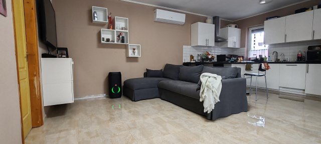 Eladó ikerház, Szigetszentmiklóson 89.9 M Ft, 4 szobás
