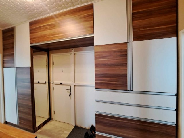 Kiadó panellakás, albérlet, Pécsett 195 E Ft / hó, 2 szobás