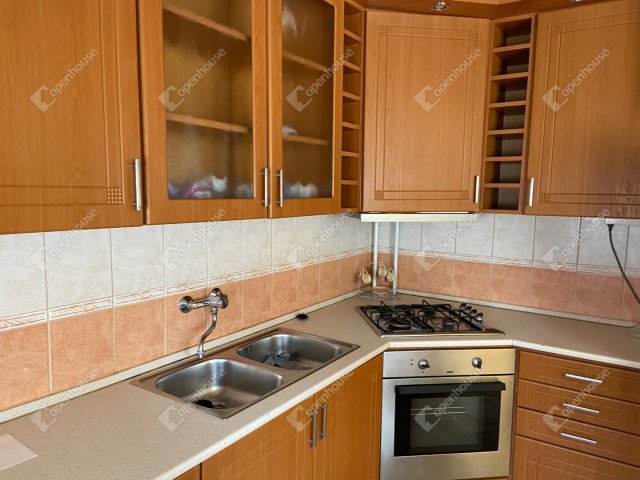Kiadó téglalakás, albérlet, Győrött 200 E Ft / hó, 2 szobás