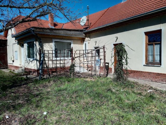 Eladó családi ház, Ikerváron 52 M Ft, 3 szobás