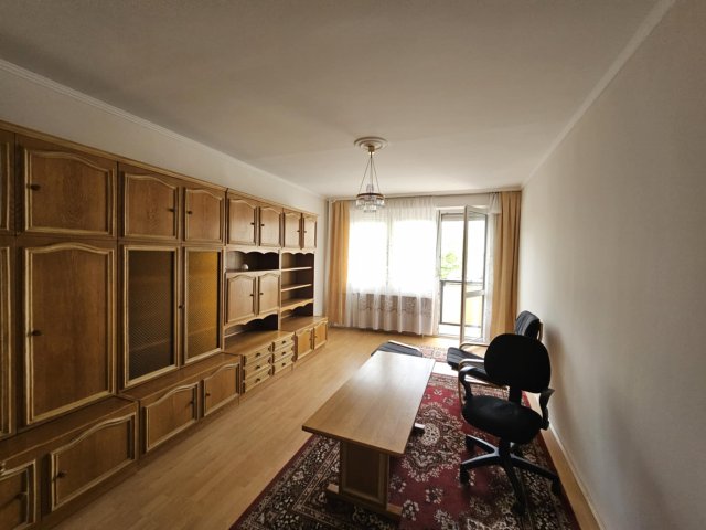 Kiadó panellakás, albérlet, Győrött 160 E Ft / hó, 2 szobás