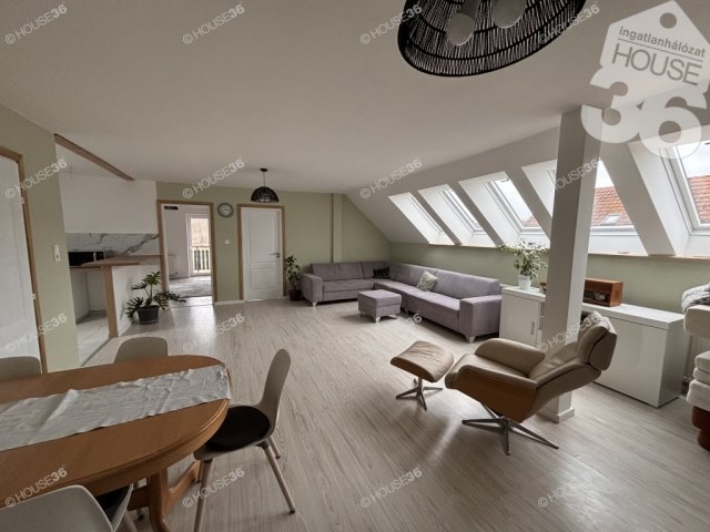 Eladó téglalakás, Nagykőrösön 37.99 M Ft, 3 szobás