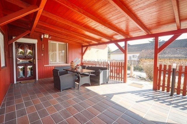Eladó családi ház, Monoron 71.9 M Ft, 4 szobás