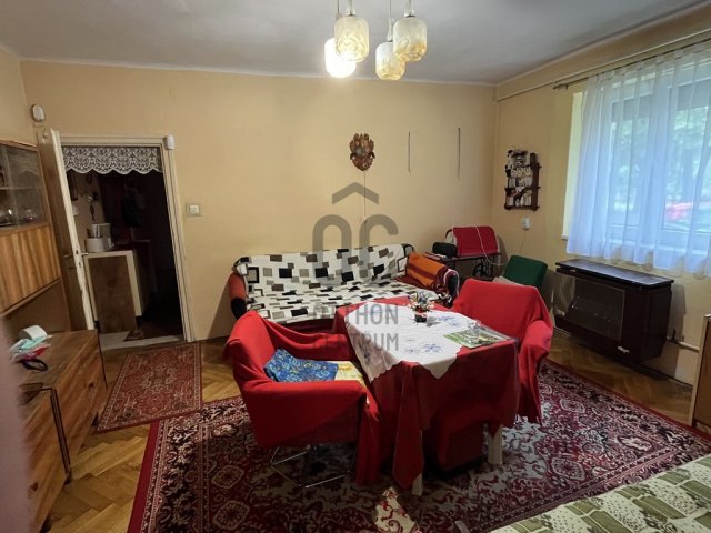 Eladó téglalakás, Pécsett 17.9 M Ft, 2 szobás