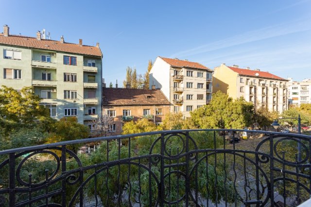 Eladó téglalakás, Budapesten, XI. kerületben, Bartók Béla úton