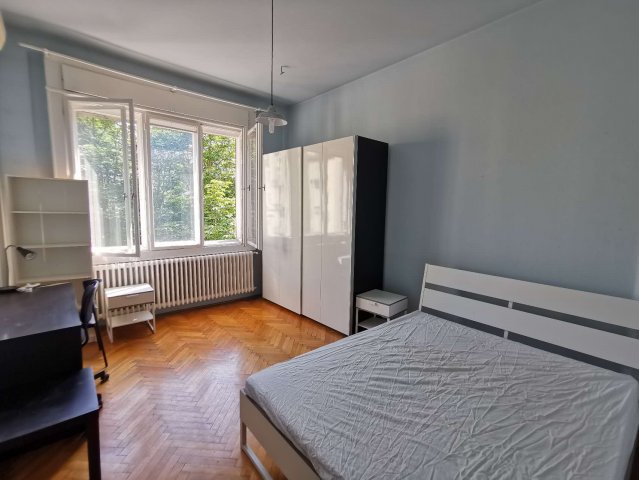 Eladó téglalakás, Budapesten, V. kerületben 138 M Ft, 2+1 szobás