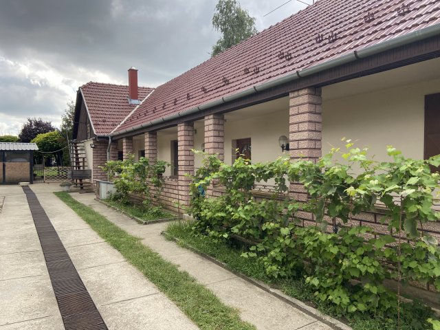 Eladó családi ház, Gyömrőn 59.9 M Ft, 3 szobás