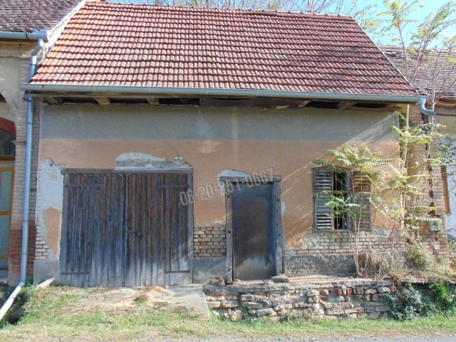 Eladó nyaraló, Fazekasbodán 2.5 M Ft, 1 szobás