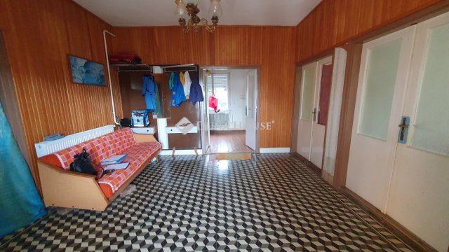 Eladó családi ház, Tótszerdahelyen 16.5 M Ft, 5 szobás