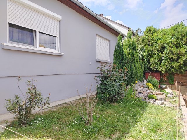 Eladó családi ház, Kaposváron 33 M Ft, 3 szobás