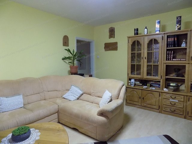 Eladó családi ház, Kaposváron 63.5 M Ft, 3 szobás