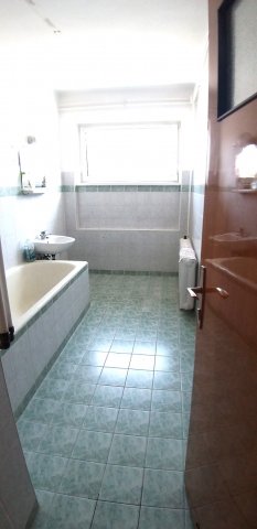 Eladó téglalakás, Sopronban 65 M Ft, 3 szobás