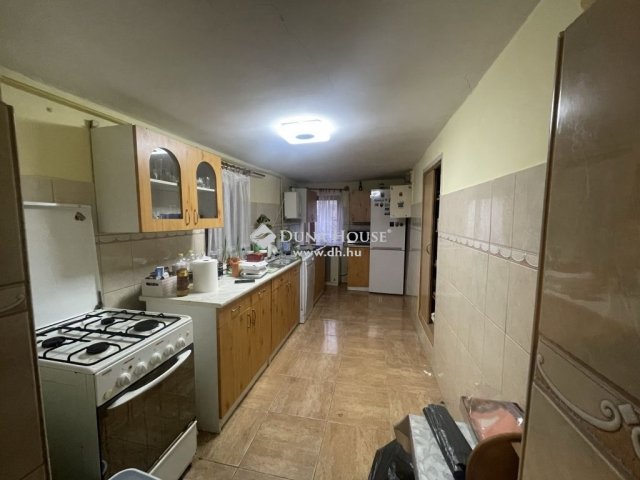 Eladó családi ház, Hatvanban 21.9 M Ft, 2 szobás