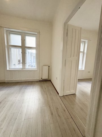 Eladó téglalakás, Budapesten, XI. kerületben 0.2 M Ft, 2 szobás